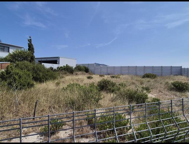 LAND FOR SALE IN PERLEMOENBAAI